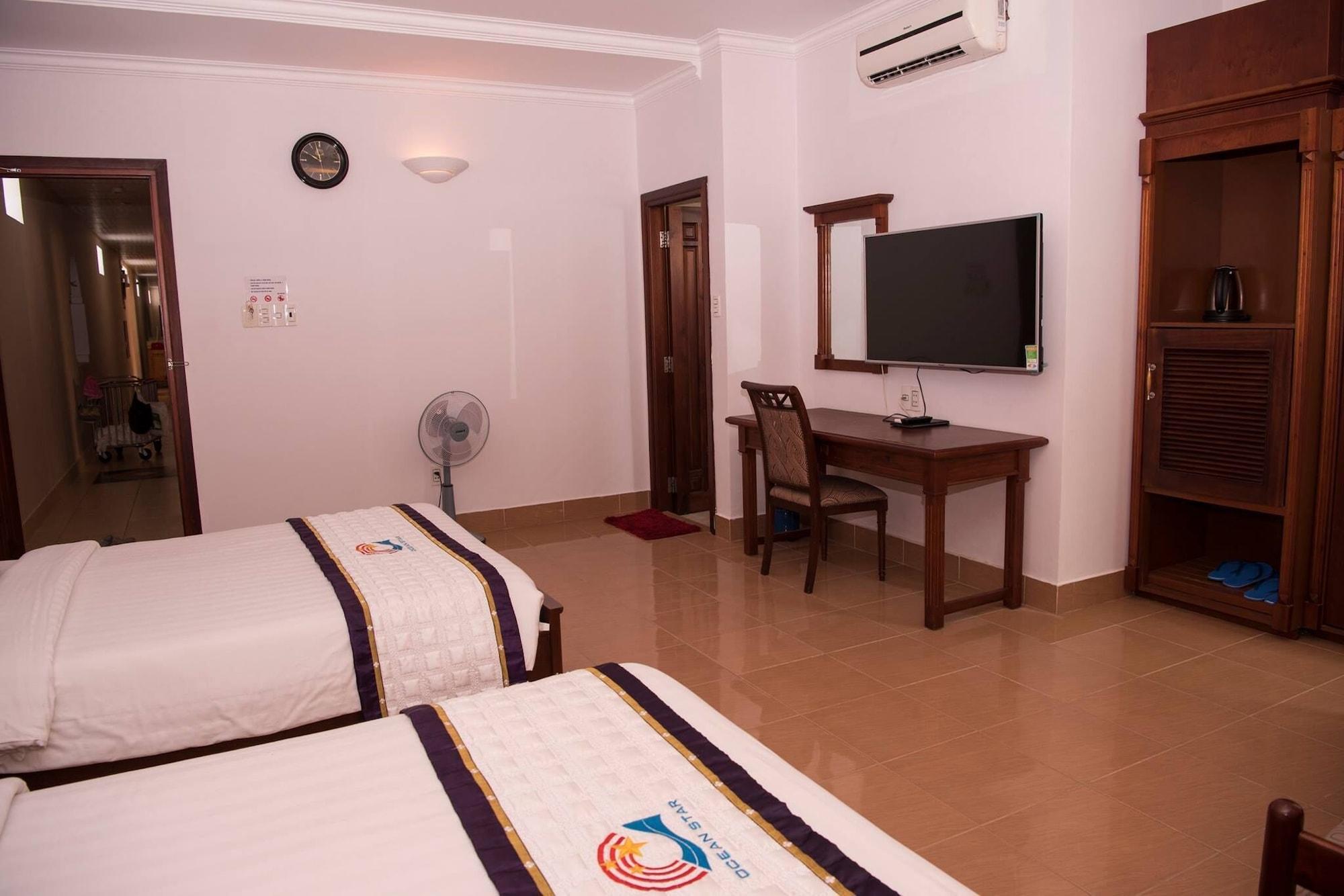 Ocean Star Hotel Вунг Тау Екстериор снимка