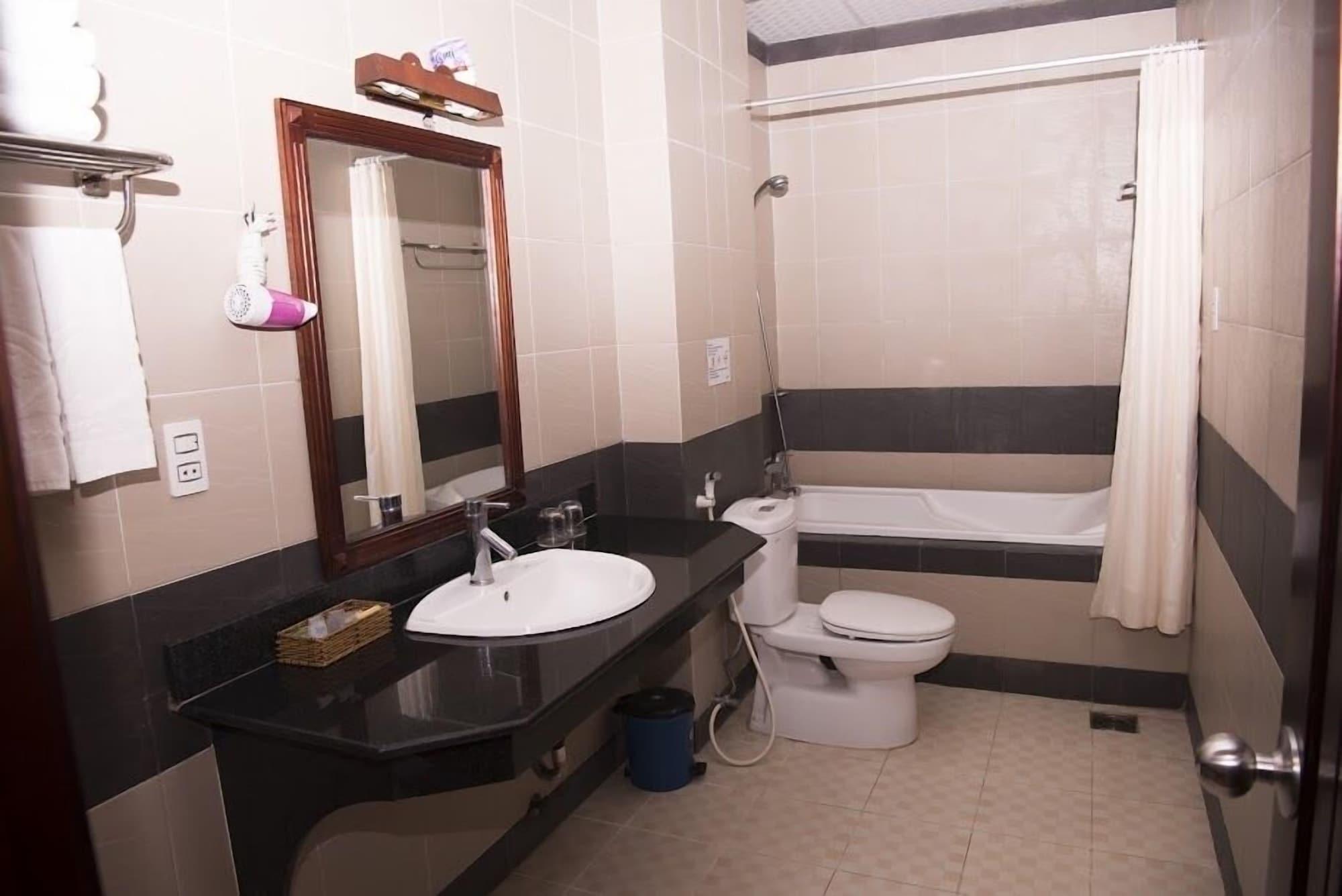 Ocean Star Hotel Вунг Тау Екстериор снимка