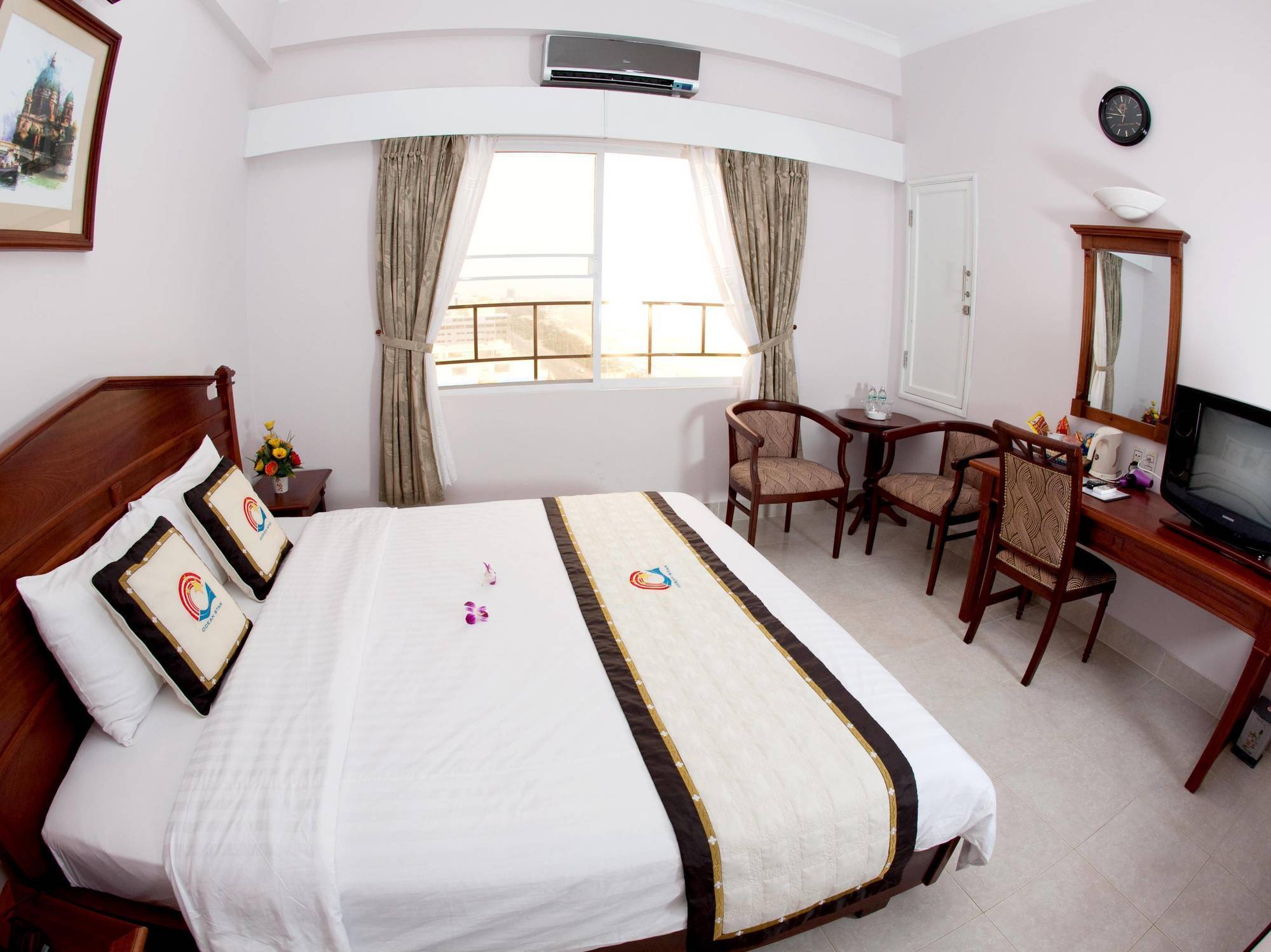 Ocean Star Hotel Вунг Тау Екстериор снимка